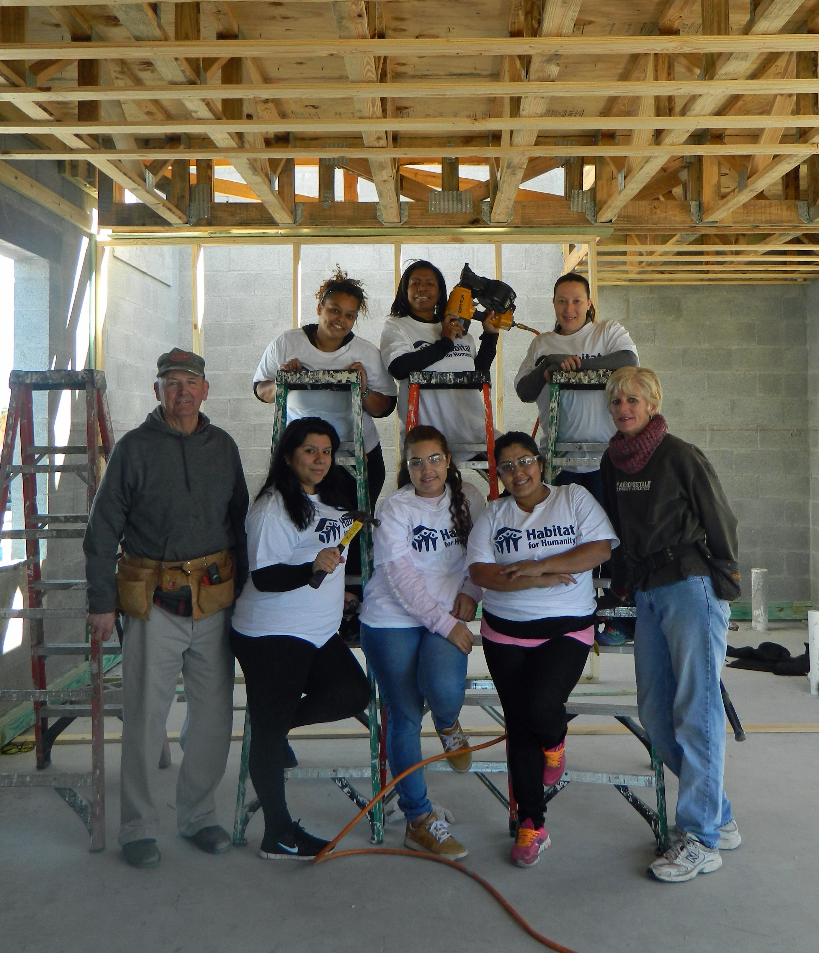 Florida Career College Students Team Up with Habitat for Humanity to